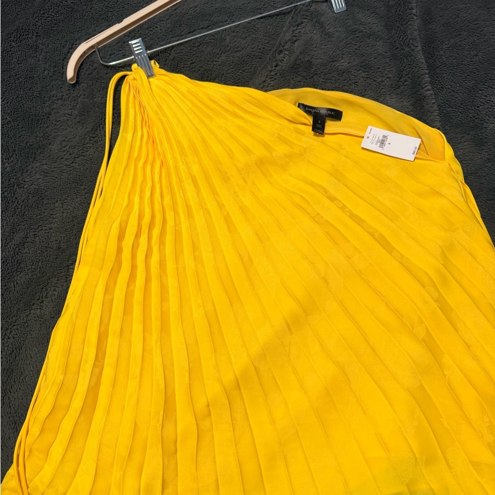 Banana Republic Yellow One-shoulder Tank Top - Picture 3 of 5